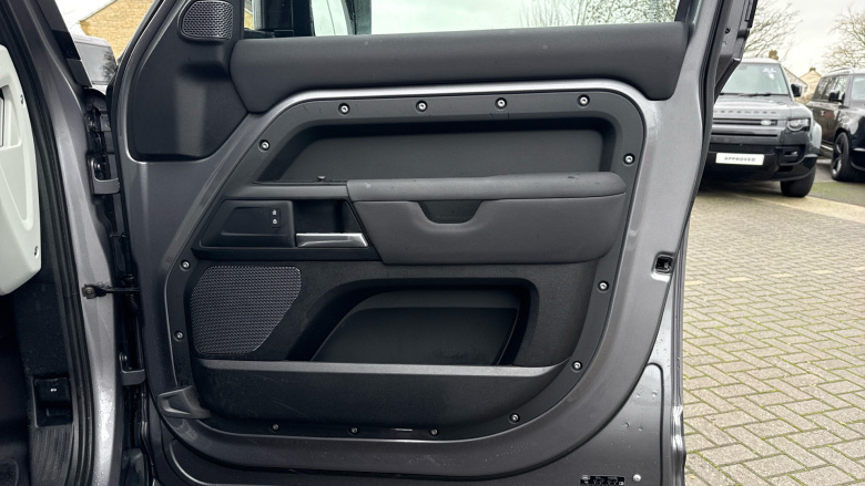 Land Rover Defender 2.0 D240 S 110 5dr Auto Diesel Estate